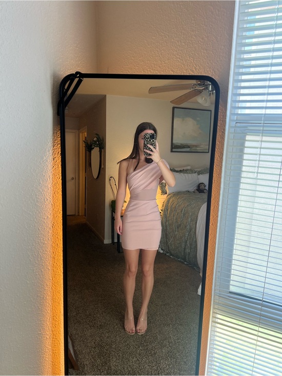 superdown Dresses & Skirts - superdown One-Shoulder Light Pink Bodycon Dress